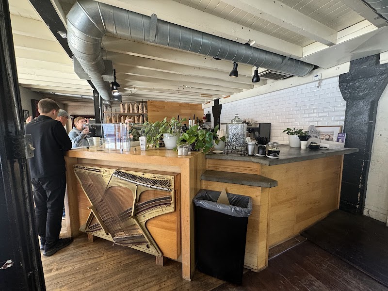 AMSTRDM Coffee House photo 4