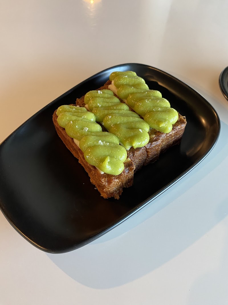 The Curb Kaimuki photo 2