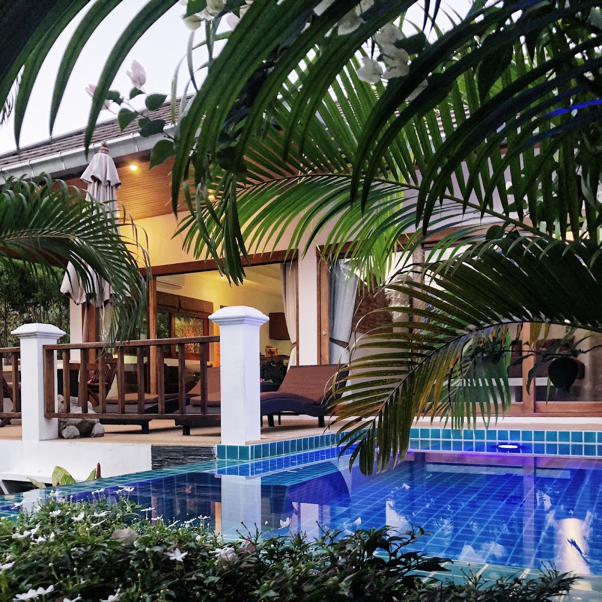 Tropical Season Villa Resort - Main view