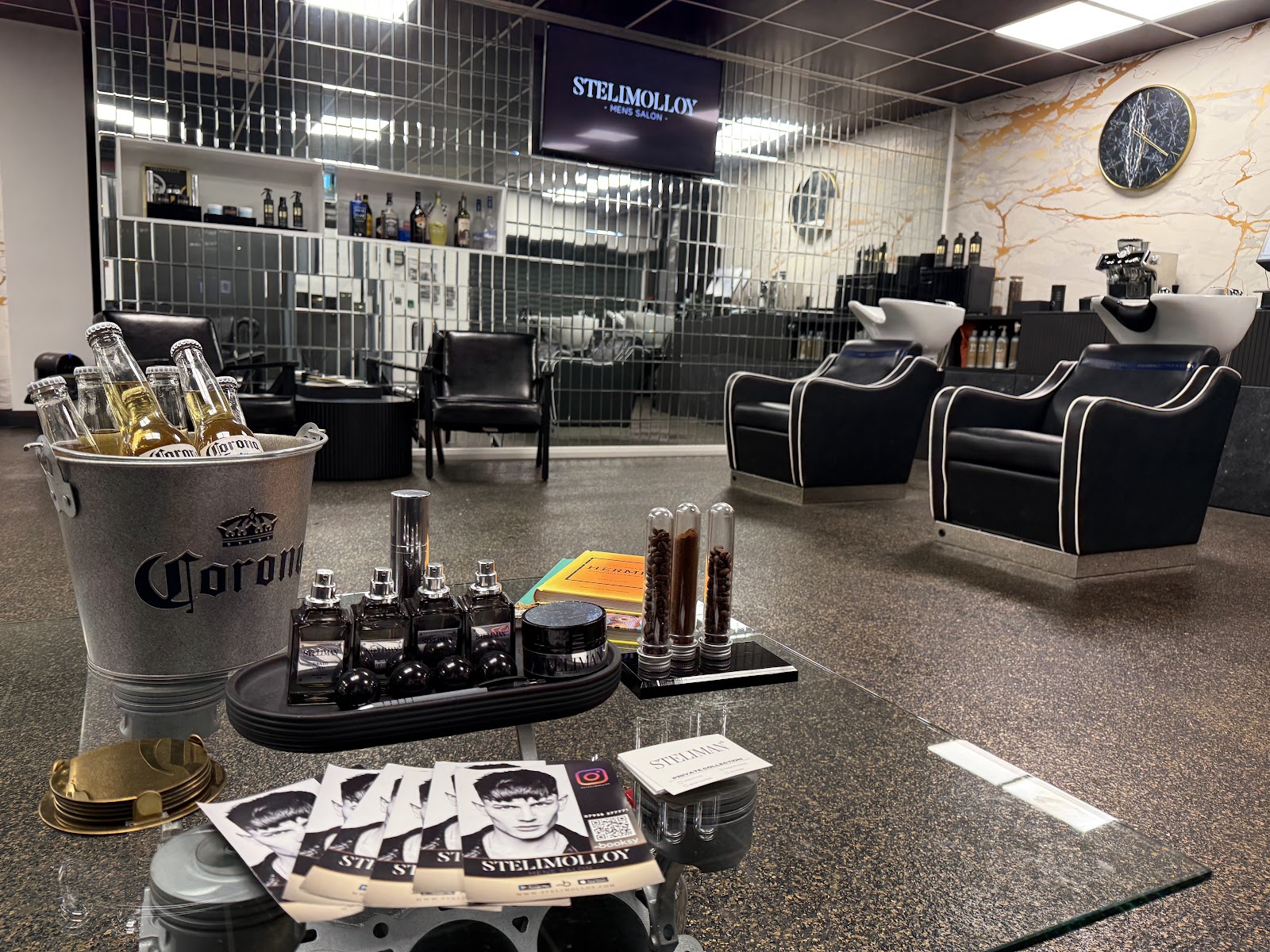 STELIMOLLOY MEN’S SALON