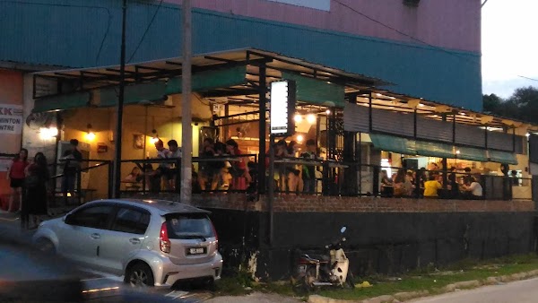 Iron House Kopitiam