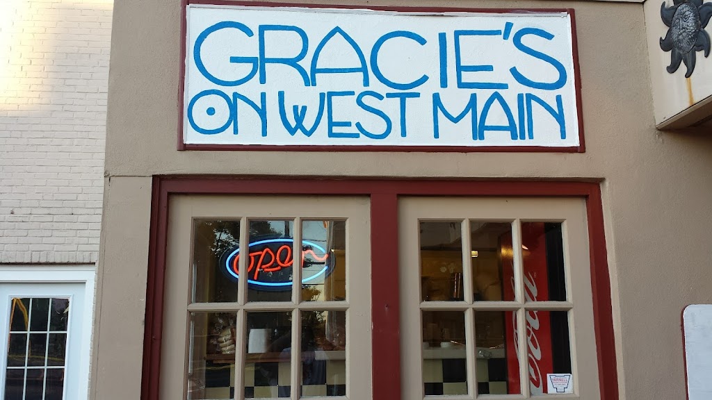 Gracie’s On West Main