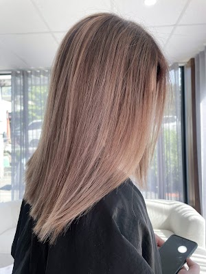 Flow Hair Studio photo 3