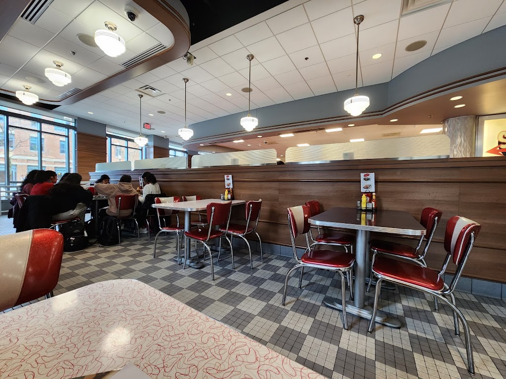Sloopy’s Diner
