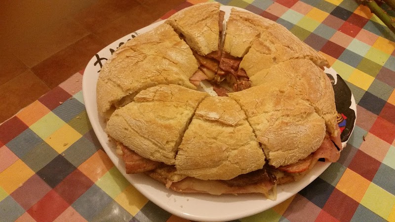 "La Yaya" Café - Tapas - Bar photo 5