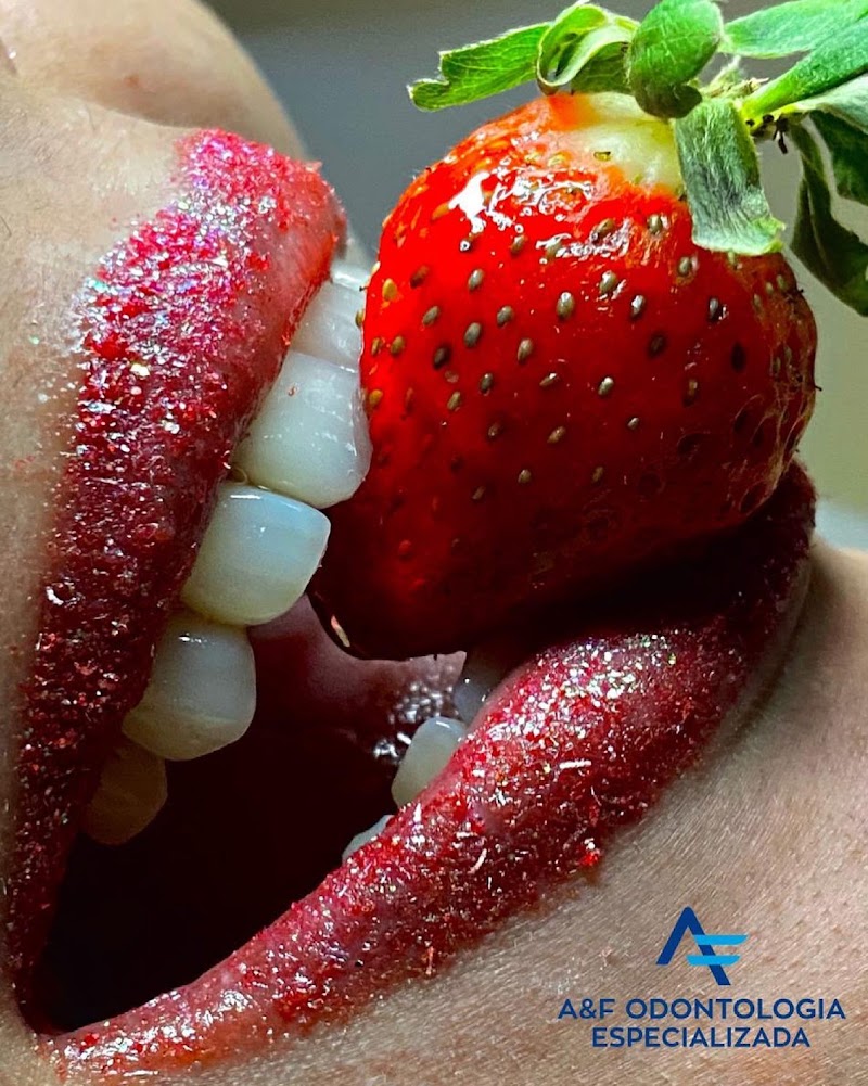 Instituto Orto Maxilofacial: Implantes, Invisalign, Recife PE - foto 2