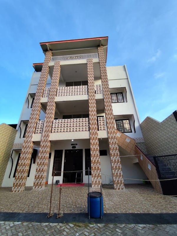 KOST EXCLUSIVE ARIKA FAMILY PURIBUNGA