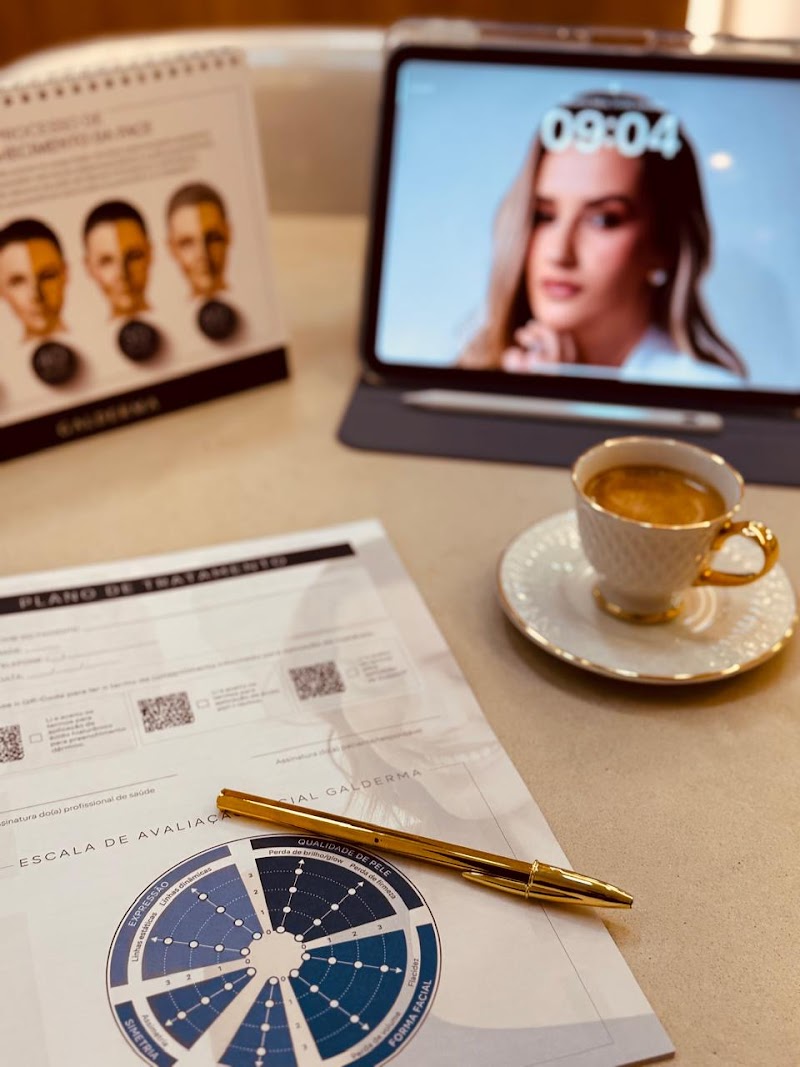 Dra Camila Lima- Cirurgiã-dentista | Harmonização Orofacial| CRO/ES 10663 - foto 2