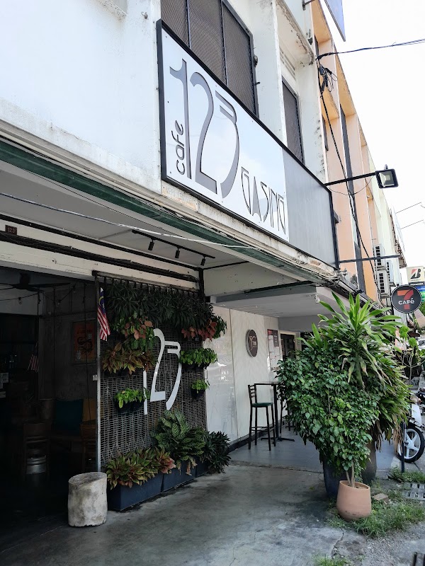 123 Cafe Gasing