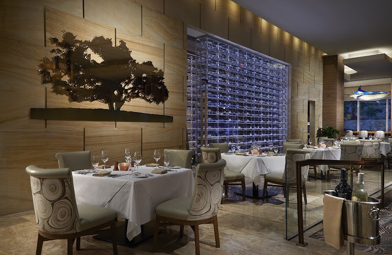 Council Oak Steaks & Seafood