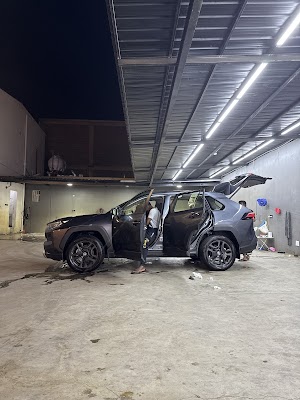 مغسلة سمات النظافة لخدمات السيارات