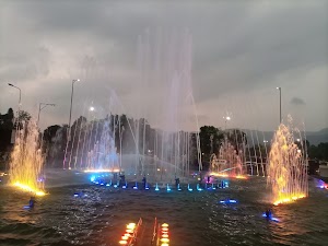 Centaurus Mall Garden