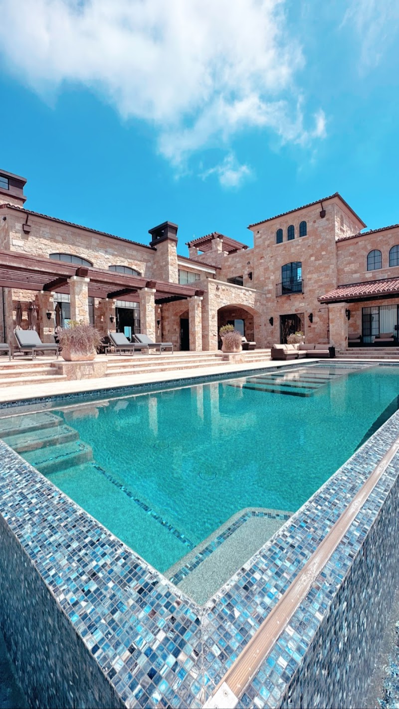 Malibu Rocky Oaks Estate