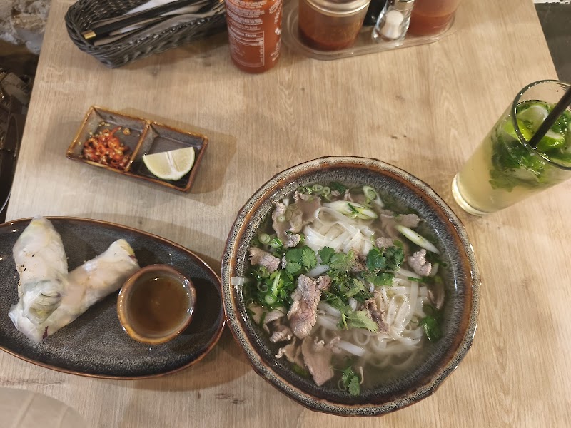 HELLO CHARGE ( HALAL) ASIA HEALTHY FOOD & SUSHI photo 6