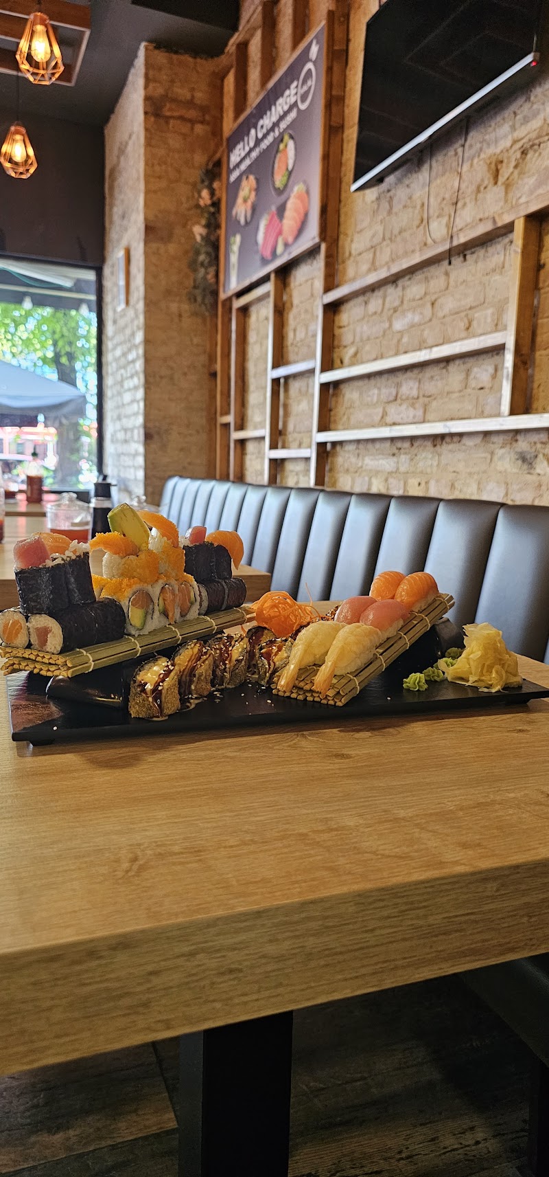 HELLO CHARGE ( HALAL) ASIA HEALTHY FOOD & SUSHI photo 2