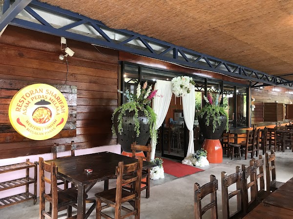 Restoran Sharifah Asam Pedas Melaka - Photo 1