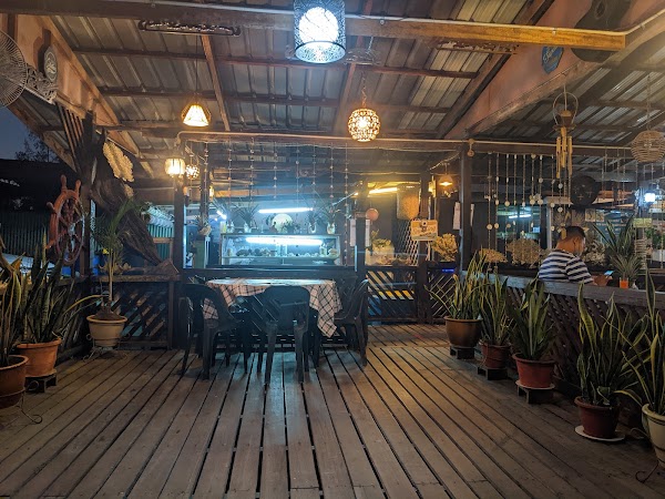 Riverside Restaurant