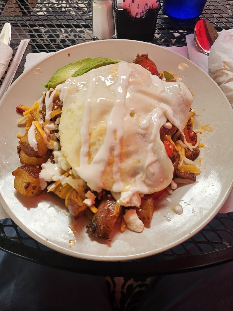 Toni's Courtyard Café photo 3