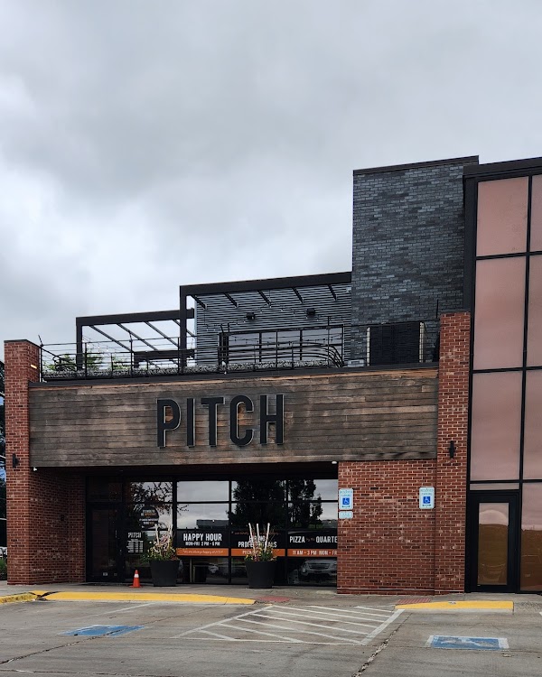 Photo of Pitch Pizzeria West Omaha