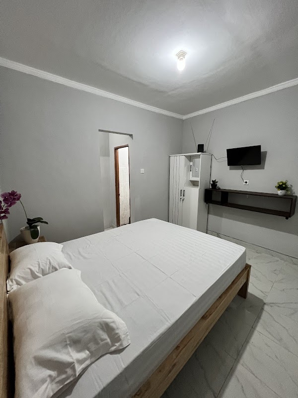 RUMAH KOST EDO