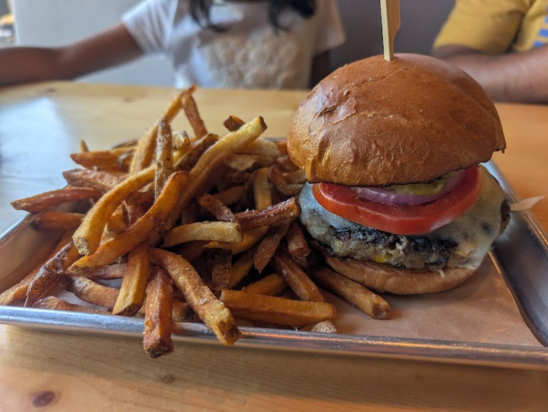 Highlands Alehouse photo 4