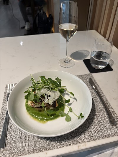 Air Canada Signature Suite — Google photo 1