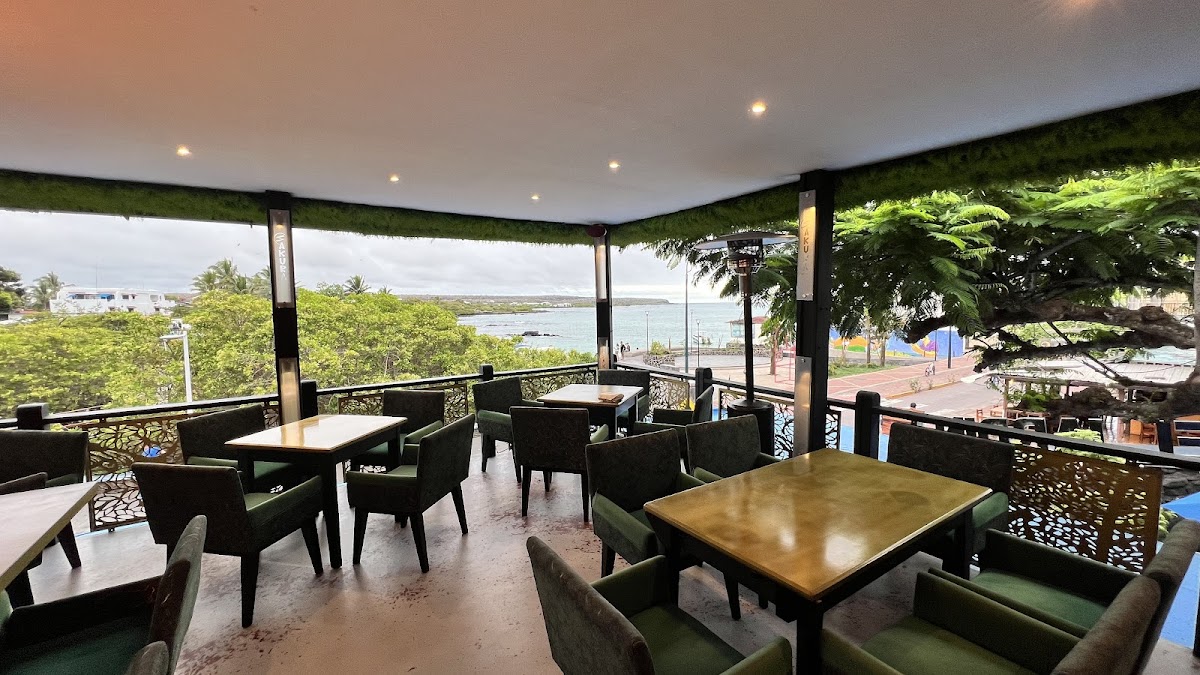 PLAZA EL JARDÍN GALÁPAGOS in galapagos-islands