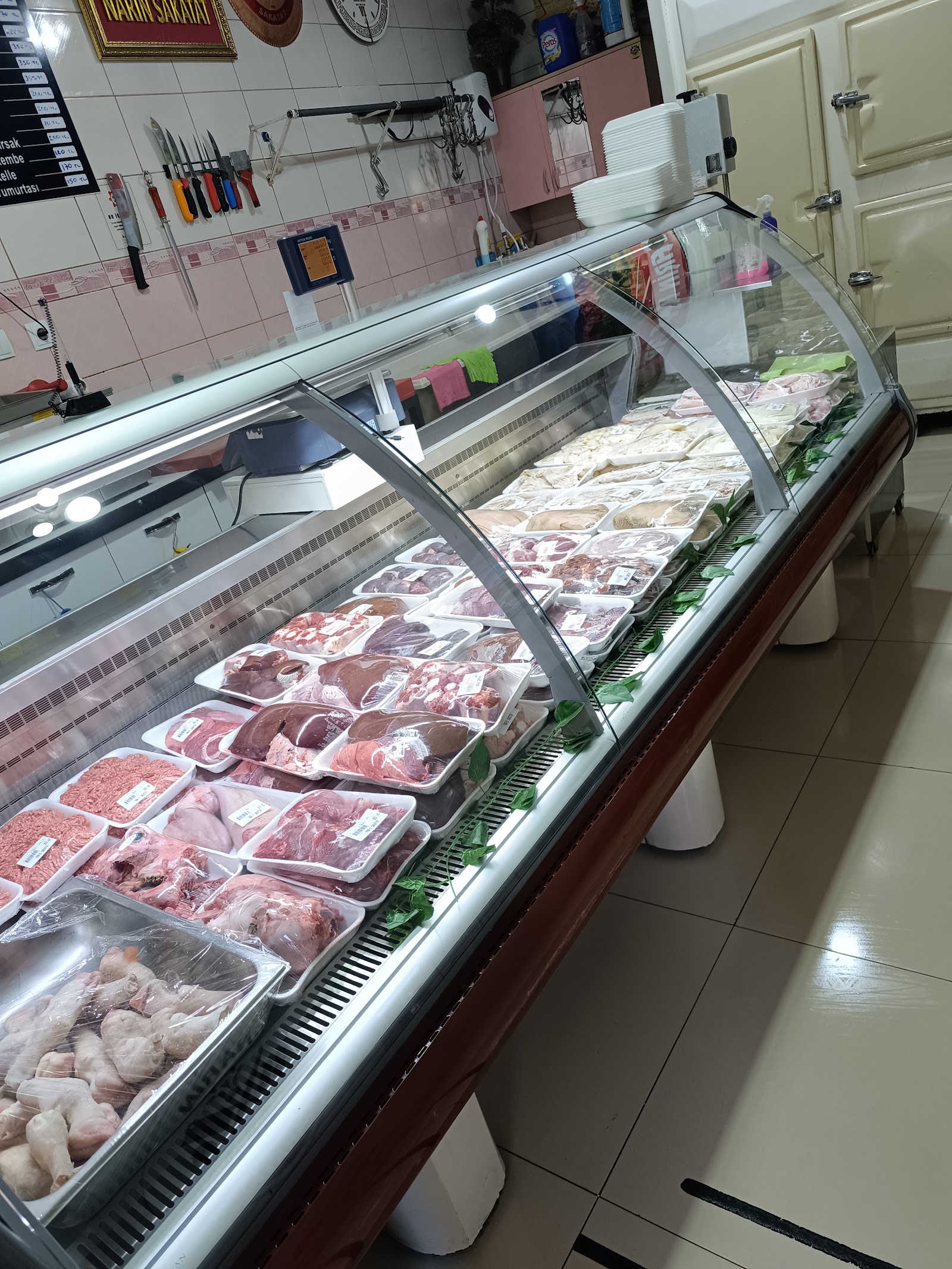 NARİN SAKATAT mekanı