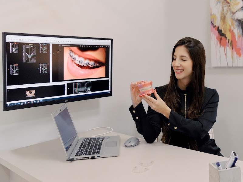 Studio Rachid - Harmonização Facial & Estetica Dental - foto 3