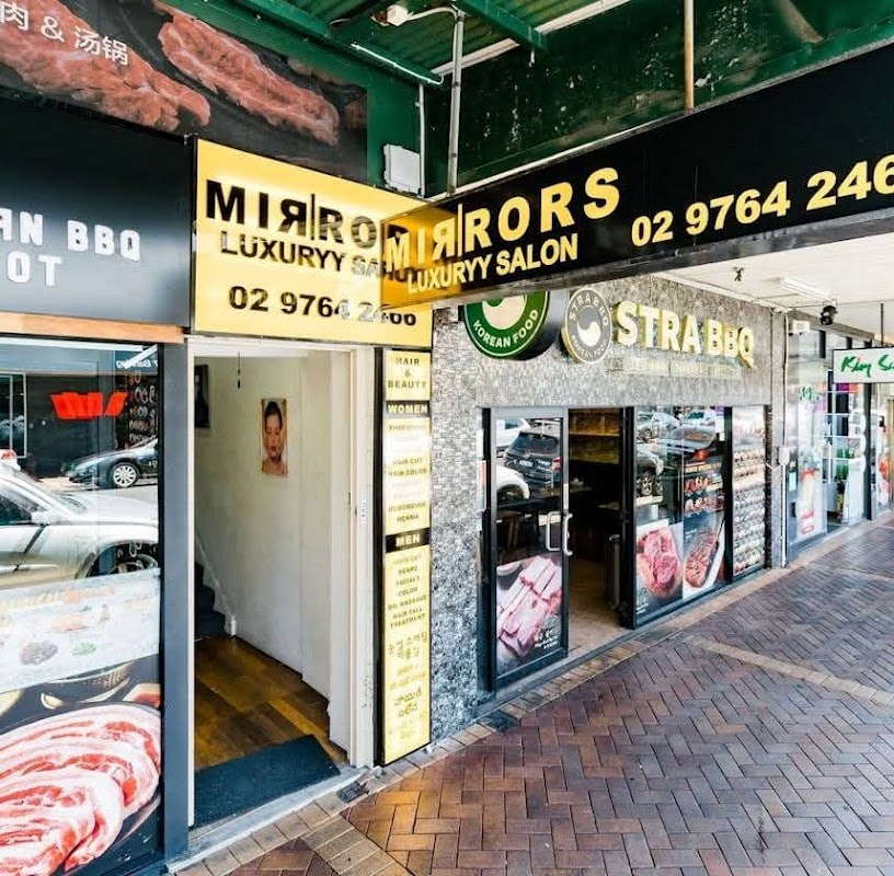 Mirrors Luxuryy Salon photo 1