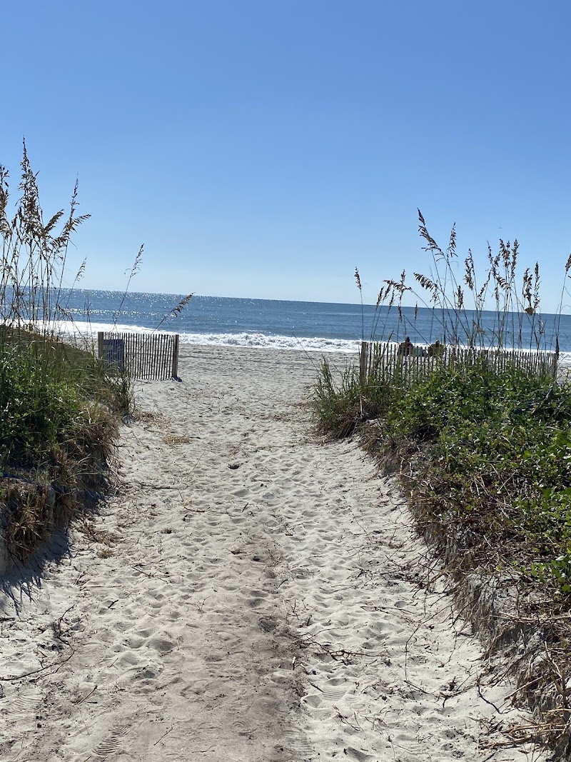 40th Ave N Surf Area - Public Beach Access in Myrtle Beach