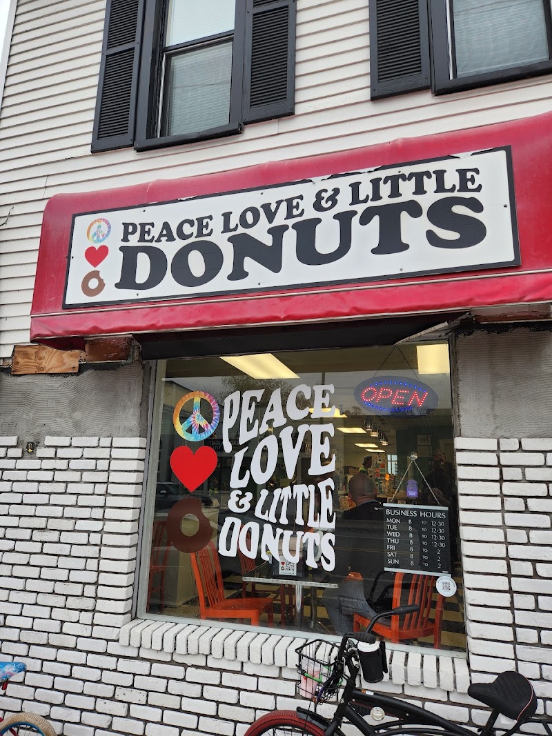 Peace, Love and Little Donuts of Traverse City photo 4