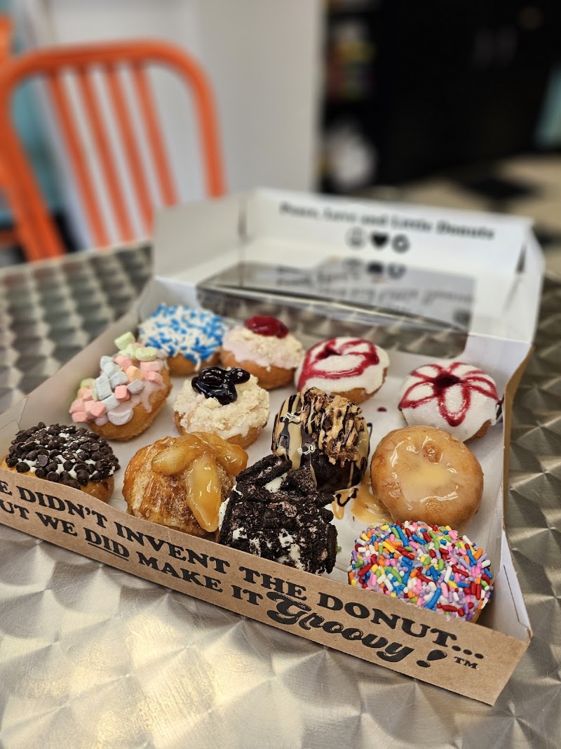 Peace, Love and Little Donuts of Traverse City photo 4