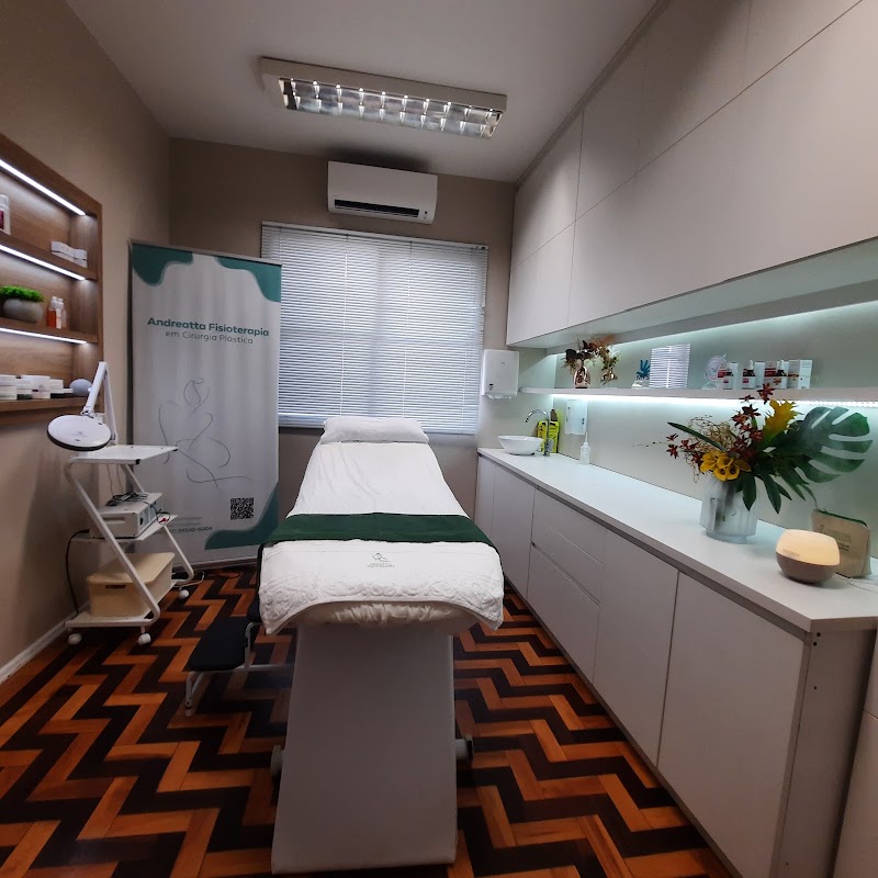 Foto de Andreatta Fisioterapia Pré, Trans e Pós Cirurgia Plástica | Joinville