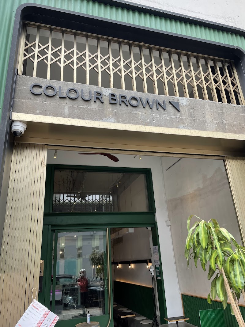 Colour Brown x GO.ON Space