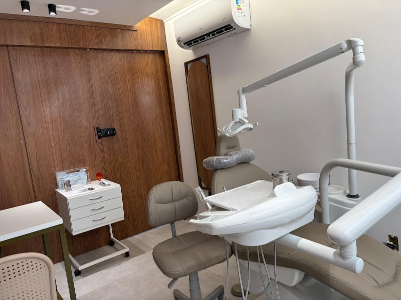 Dra. Andressa Alves - Dentista - foto 2