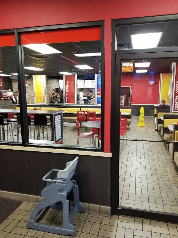 BURGER KING #546 exterior