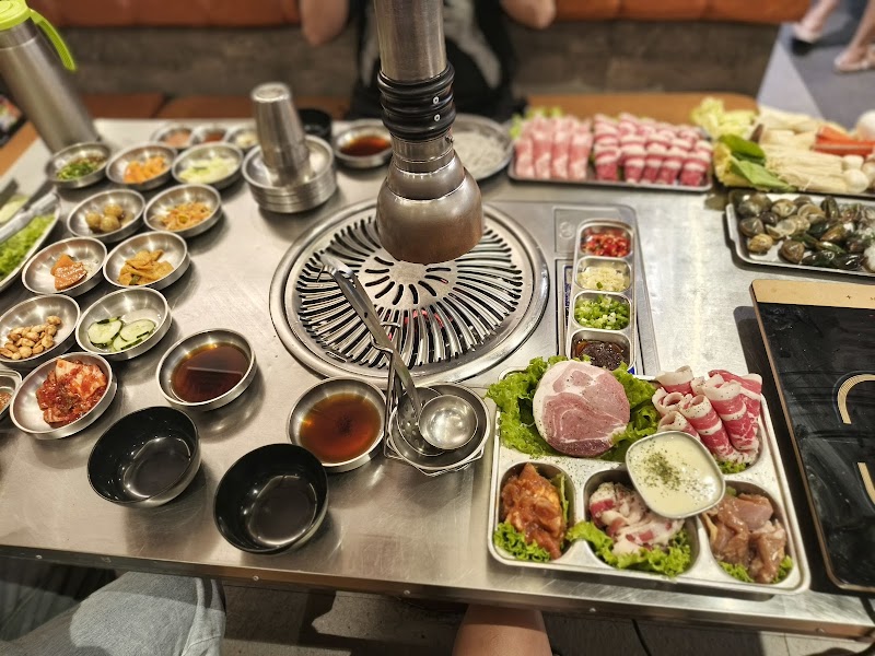 Premier The Samgyupsal BGC