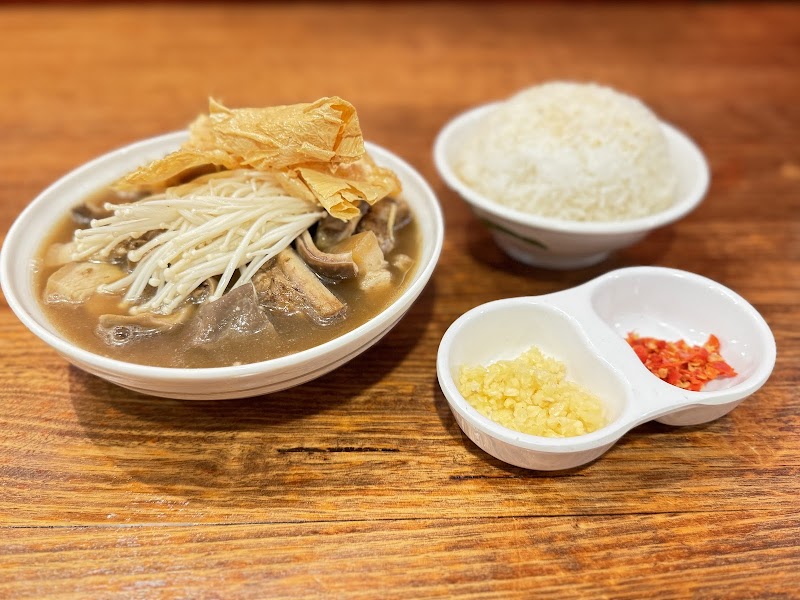 TRUE ASIAN KITCHEN photo 2