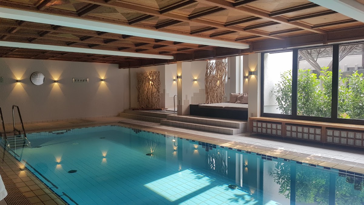 Kunzmann's Hotel — 4