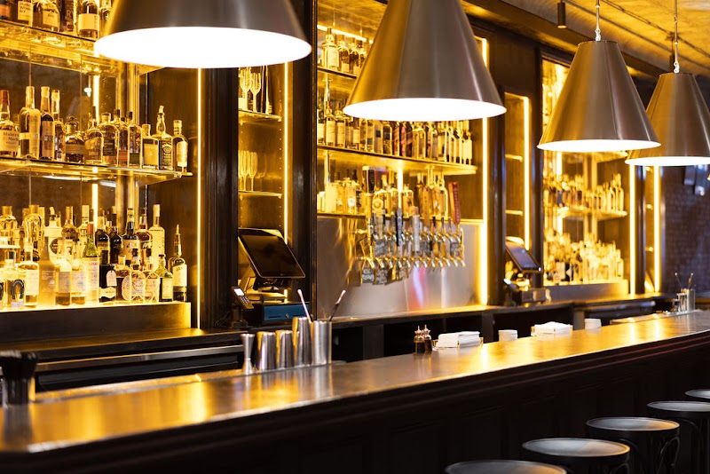 Aunt Bernie's Bar and Jardin photo 1