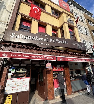 Tarihi Sultanahmet Köftecisi Selim Usta - Restoran
