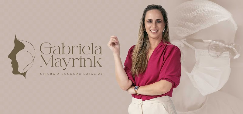 Dra Gabriela Mayrink - Especialista em Cirurgia BucoMaxiloFacial