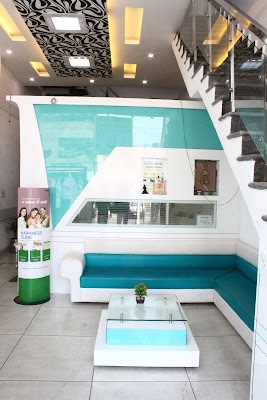 LIFE CARE CLINIC - Image 3