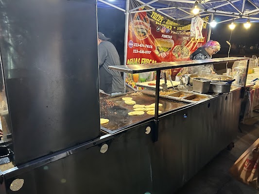 La Flamita Mixe Taco Stand