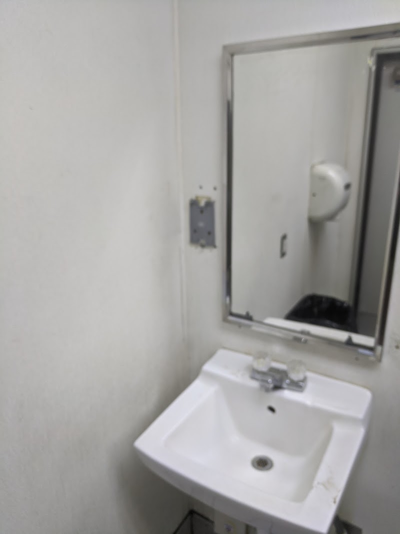 Atkinson Cigarette Land photo 4