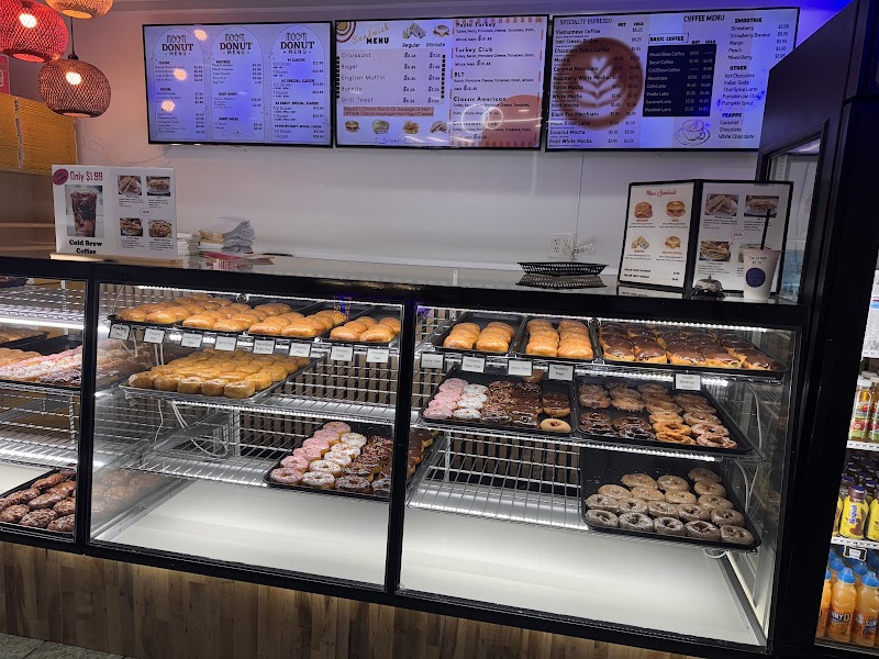 Moon Donuts & Cafe photo 4