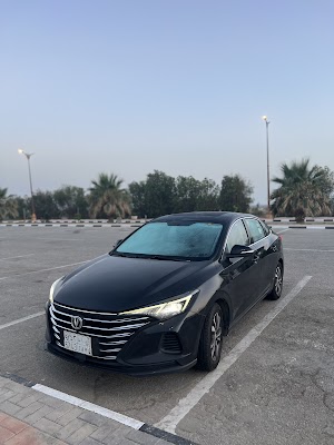 يلو لتأجير السيارات