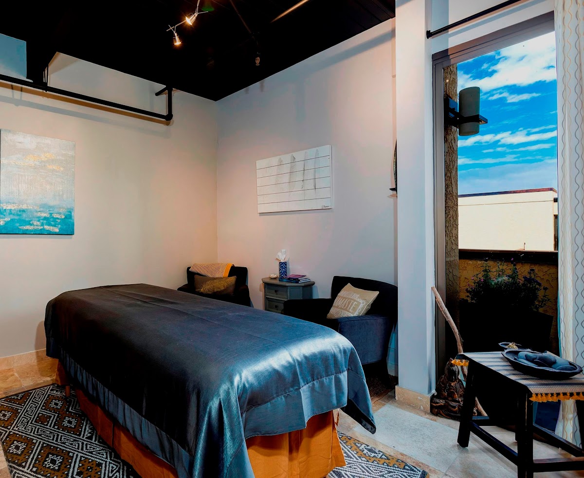 808 Wellness Spa & Healing Center — 4