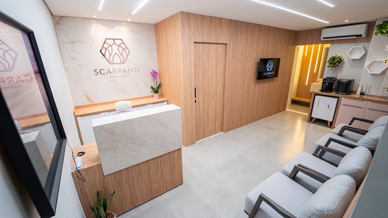 Dra. Míriam Scarpanti | Especialista em Canal, Consulta de Urgência 24 horas e Clínica Geral (somente particular)